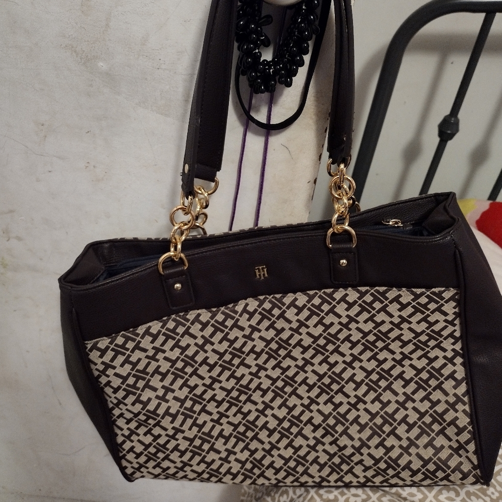 Tommy Hilfiger pocketbook
